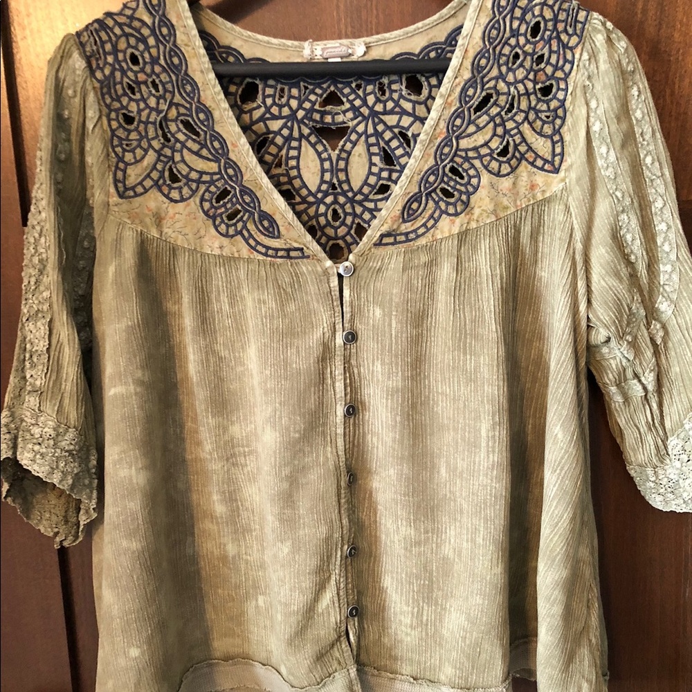 Women's Gimmick top
